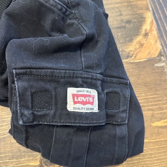 Levi's Girl Joggers - Picture 7 of 8